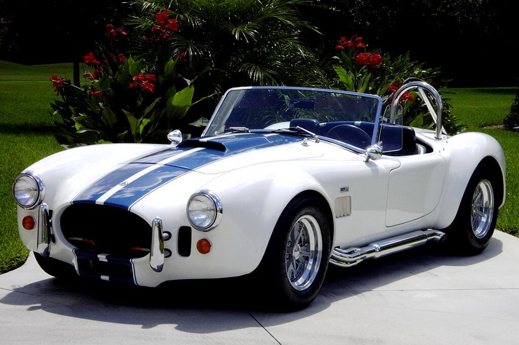 Fahrzeugtechnische Informationen: AC Cobra 1965 - 1967 der 3. Generation  MK III - amsteuer.de