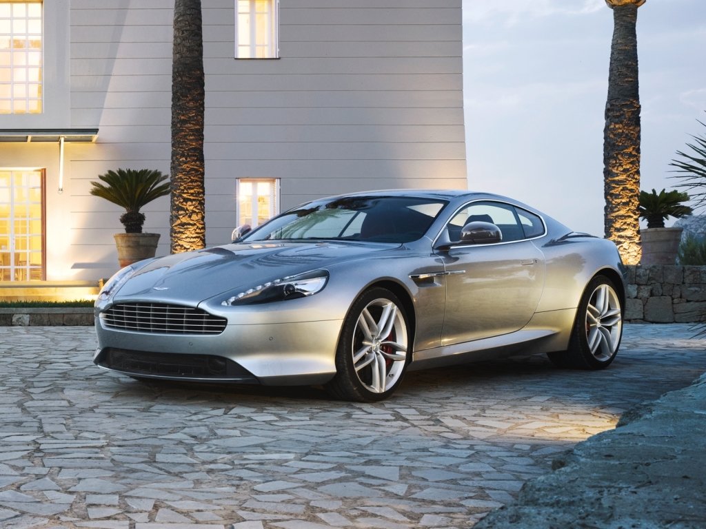 Aston Martin DB9 Coupe 2. Neugestaltung Spezifikationen und Ausstattung - amsteuer.de