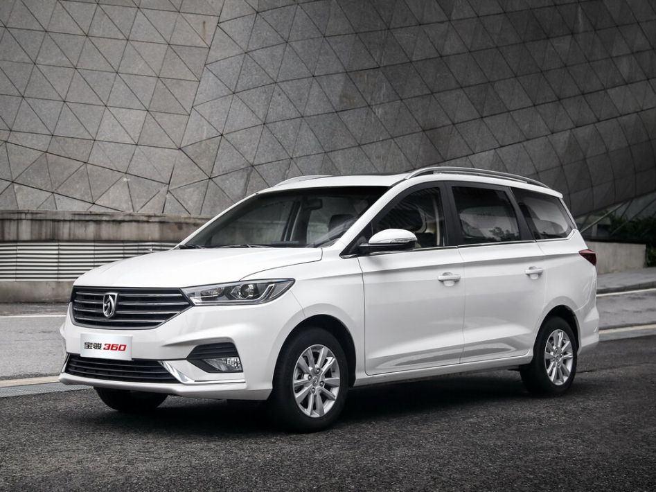 Baojun 360 Spezifikationen und Ausstattung - amsteuer.de