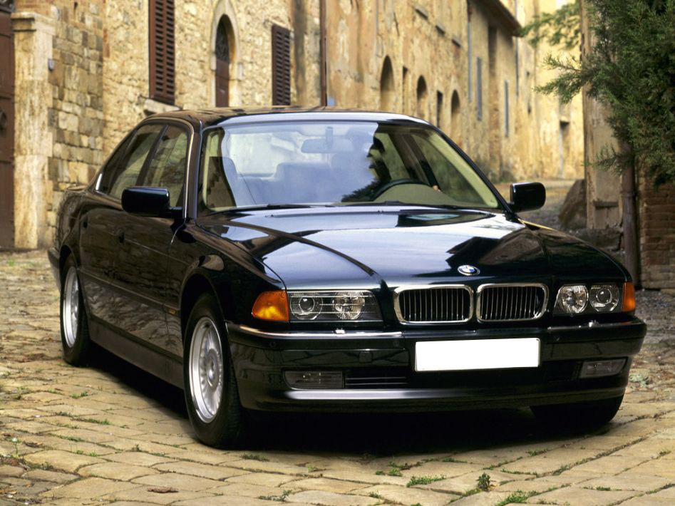 BMW 7-Series E38 Spezifikationen und Ausstattung - amsteuer.de