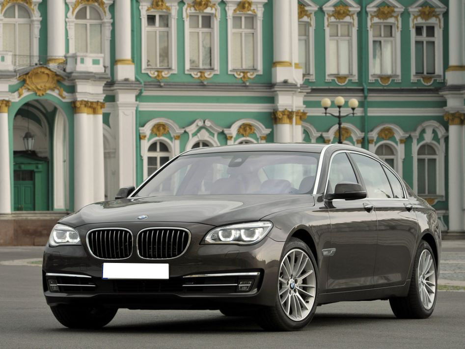 BMW 7-Series F01 Spezifikationen und Ausstattung - amsteuer.de