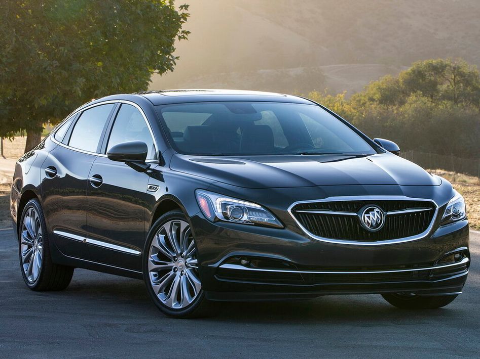 Buick LaCrosse Spezifikationen und Ausstattung - amsteuer.de