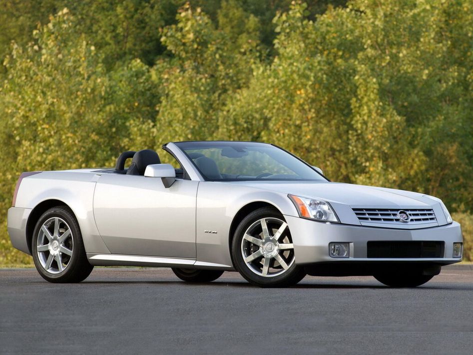 Cadillac XLR Spezifikationen und Ausstattung - amsteuer.de