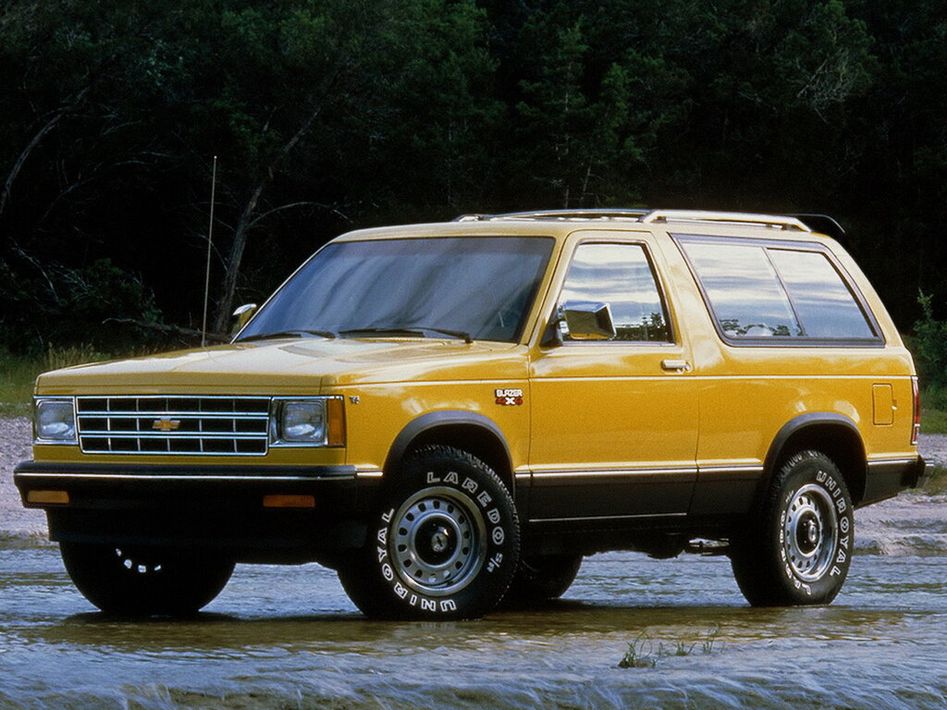 Chevrolet Blazer S-10 Spezifikationen und Ausstattung - amsteuer.de