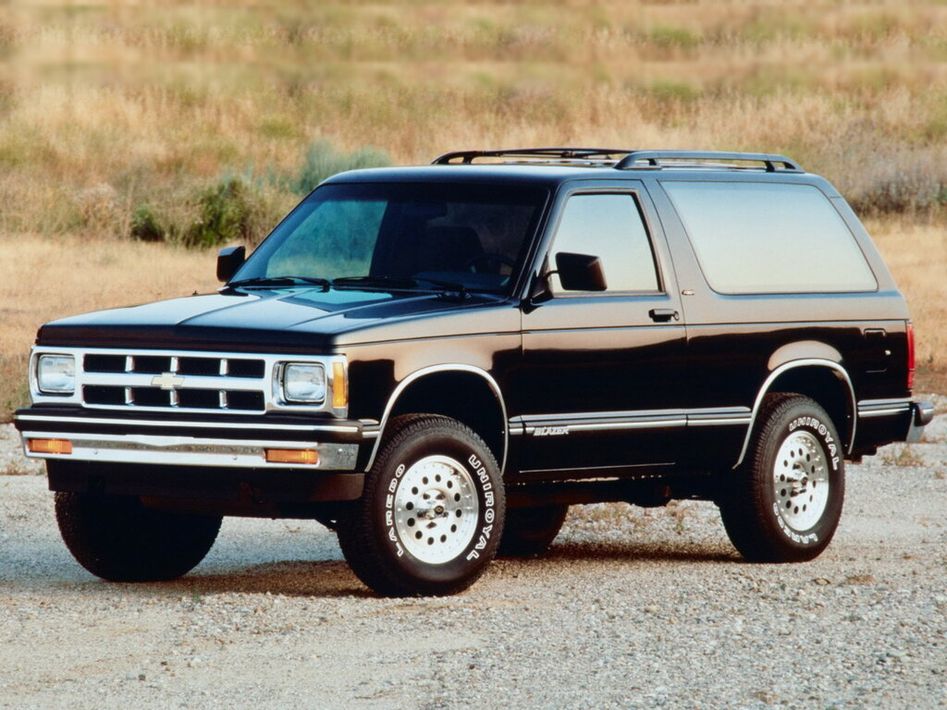 Chevrolet Blazer S-10 Spezifikationen und Ausstattung - amsteuer.de