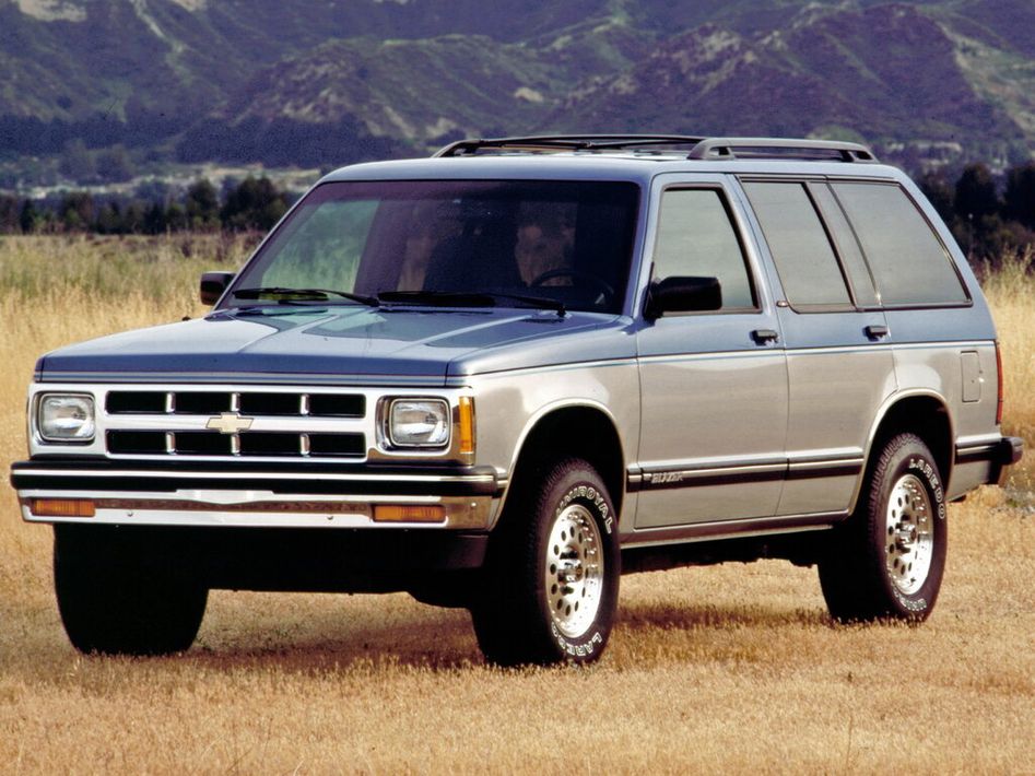 Chevrolet Blazer S-10 Spezifikationen und Ausstattung - amsteuer.de