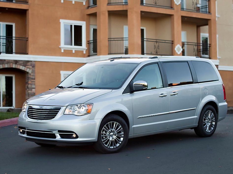 Chrysler Town-and-Country RT Spezifikationen und Ausstattung - amsteuer.de