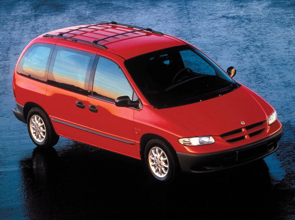 Chrysler Voyager NS Spezifikationen und Ausstattung - amsteuer.de