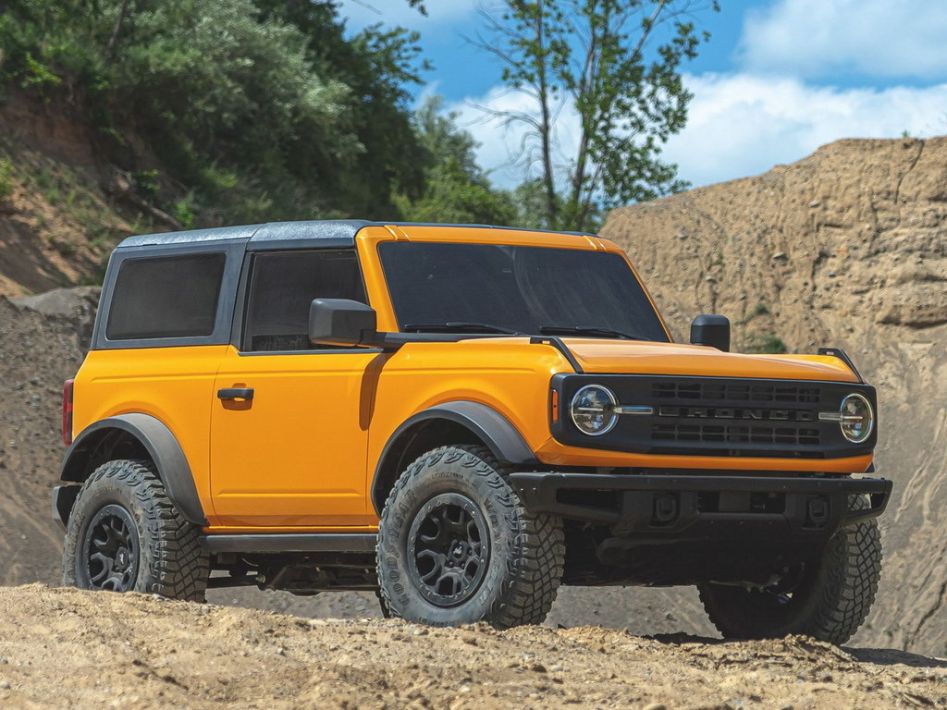 Ford Bronco U725 Spezifikationen und Ausstattung - amsteuer.de