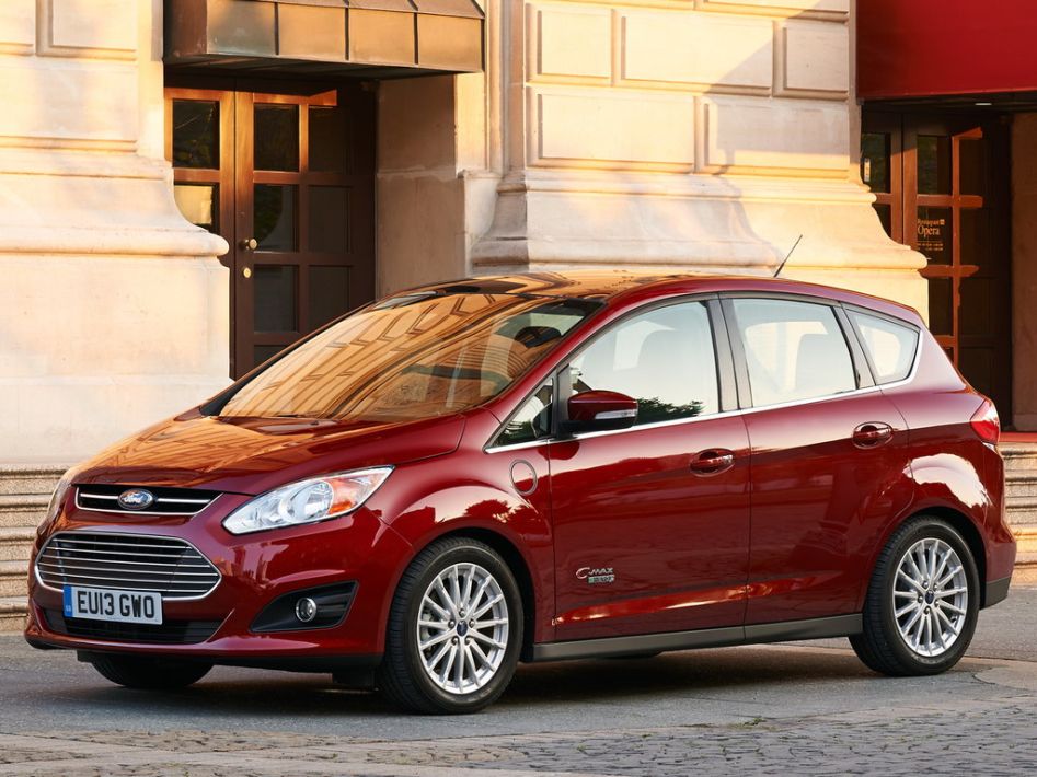 Ford C-MAX Mk2 Spezifikationen und Ausstattung - amsteuer.de