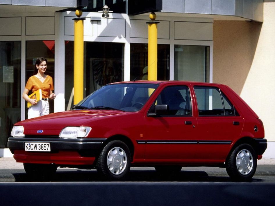 Ford Fiesta Spezifikationen und Ausstattung - amsteuer.de