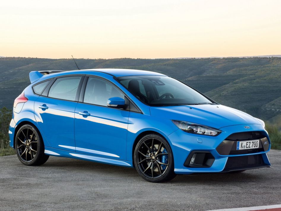 Ford Focus RS Spezifikationen und Ausstattung - amsteuer.de