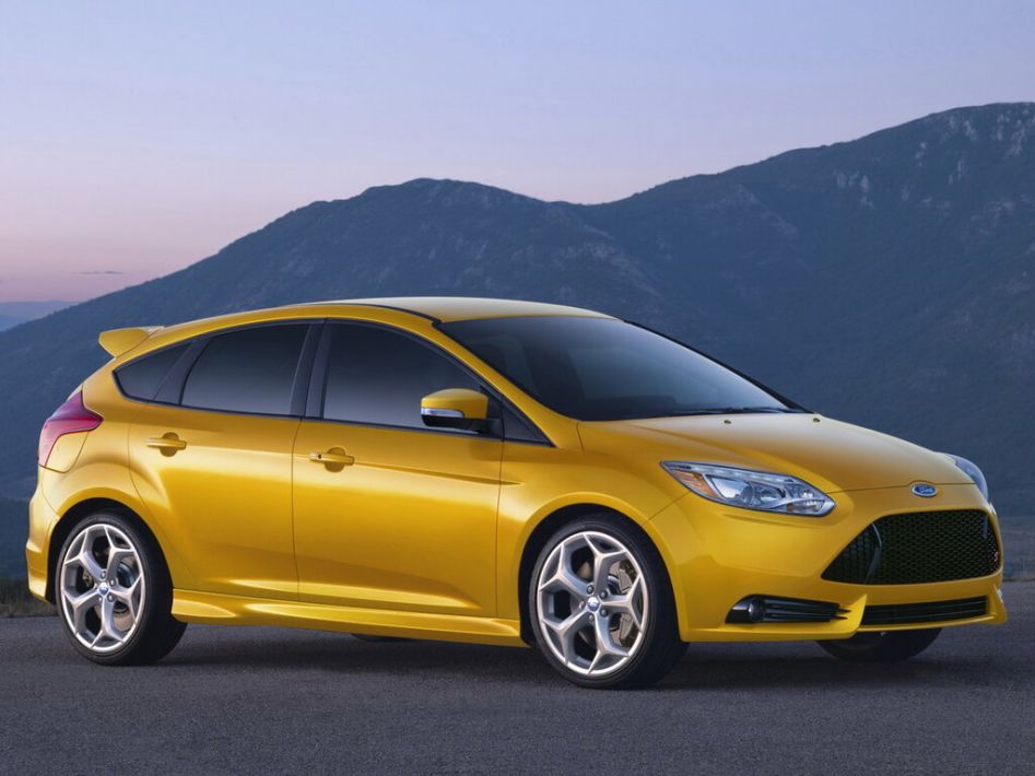 Ford Focus ST Spezifikationen und Ausstattung - amsteuer.de