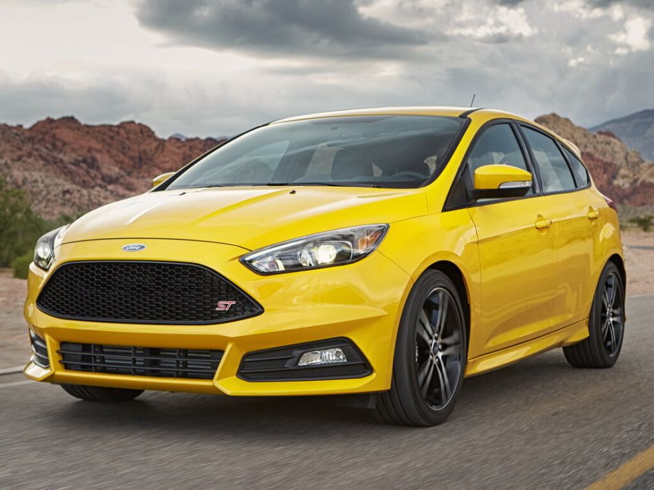 Ford Focus ST Spezifikationen und Ausstattung - amsteuer.de