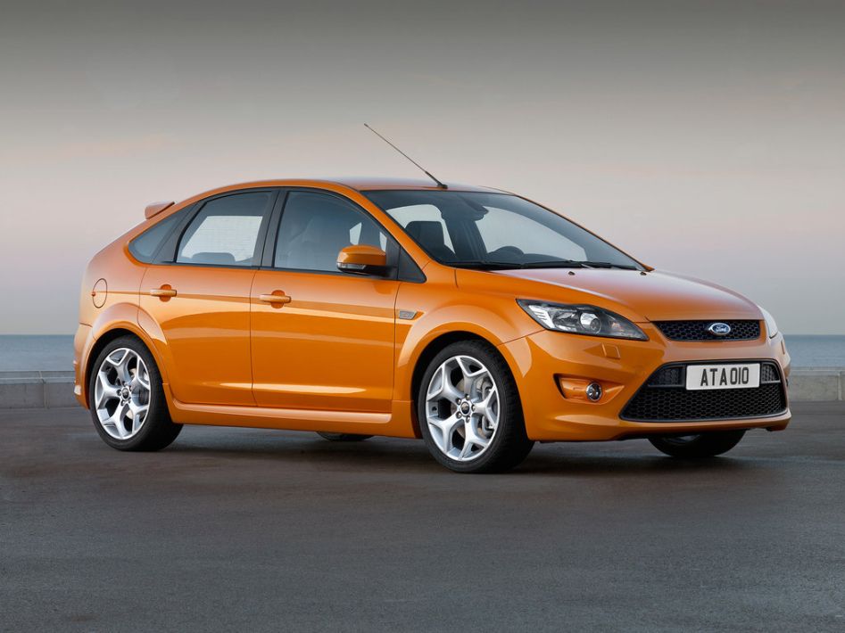 Ford Focus ST Spezifikationen und Ausstattung - amsteuer.de