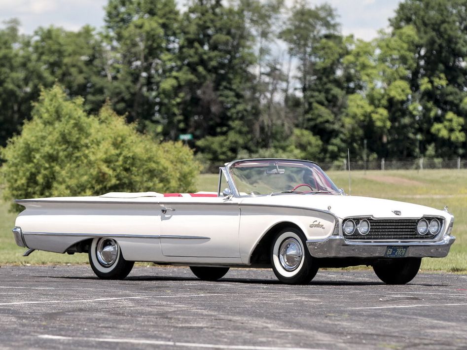 Ford Galaxie Spezifikationen und Ausstattung - amsteuer.de