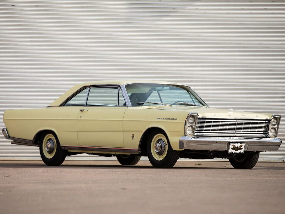 Ford Galaxie Spezifikationen und Ausstattung - amsteuer.de