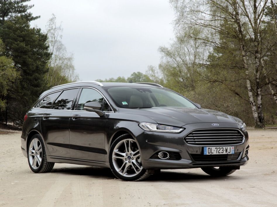 Ford Mondeo 5 Spezifikationen und Ausstattung - amsteuer.de