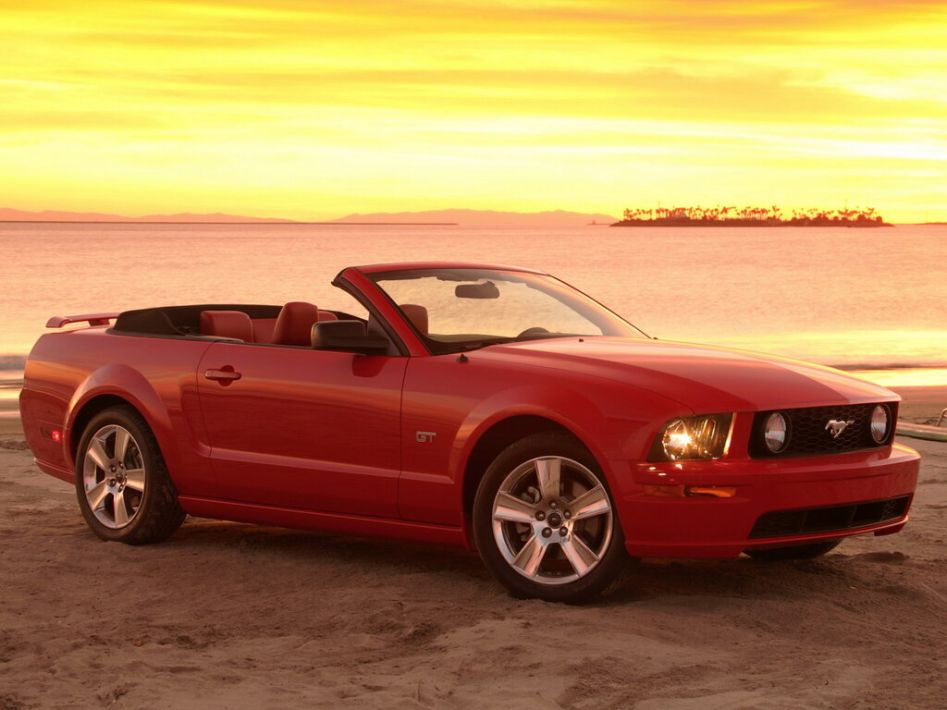 Ford Mustang S-197 Spezifikationen und Ausstattung - amsteuer.de