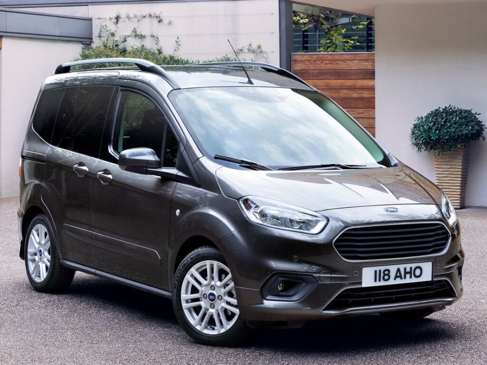 Ford Tourneo Courier Spezifikationen und Ausstattung - amsteuer.de