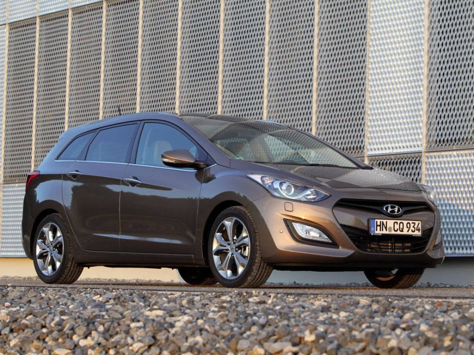 Hyundai i30 Spezifikationen und Ausstattung - amsteuer.de