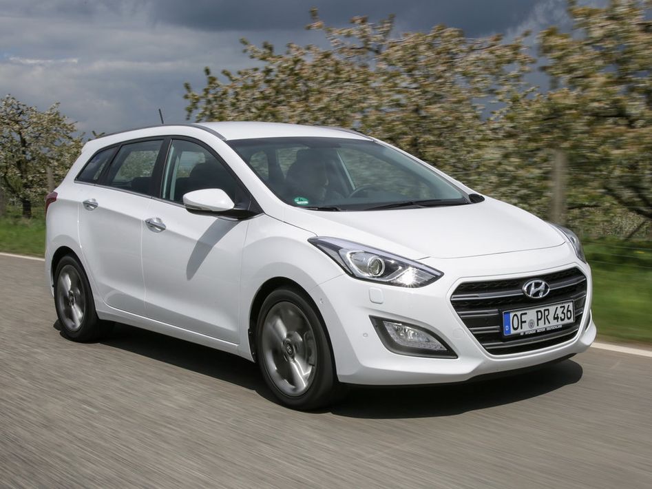 Hyundai i30 Spezifikationen und Ausstattung - amsteuer.de