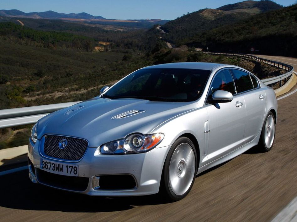 Jaguar XF X250 Spezifikationen und Ausstattung - amsteuer.de