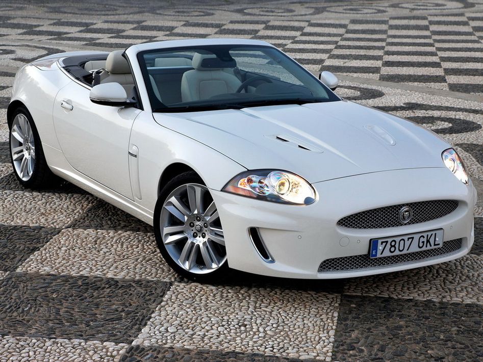 Jaguar XK X150 Spezifikationen und Ausstattung - amsteuer.de
