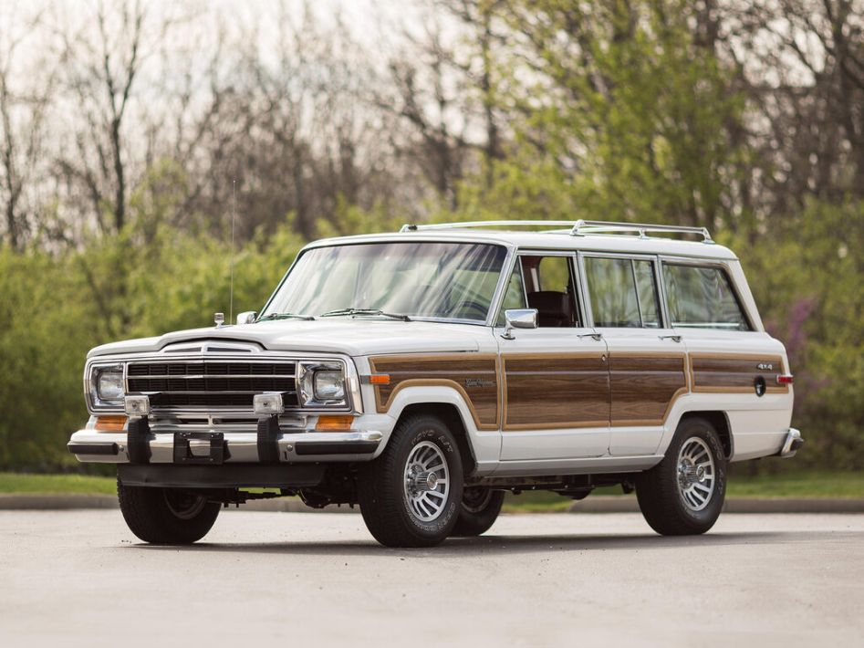 Jeep Grand Wagoneer Spezifikationen und Ausstattung - amsteuer.de