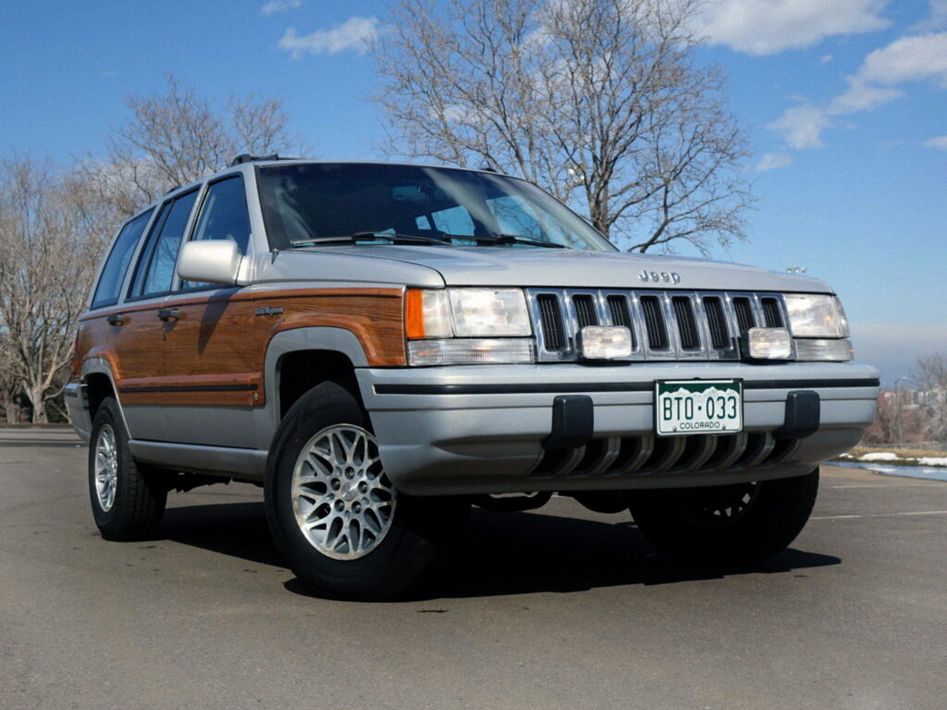 Jeep Grand Wagoneer Spezifikationen und Ausstattung - amsteuer.de