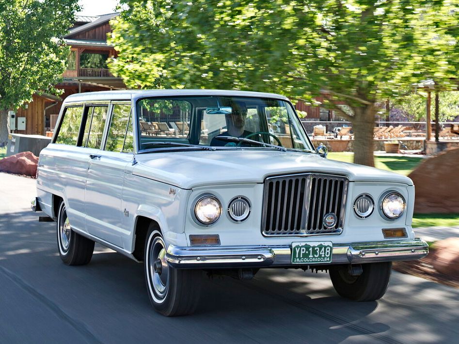 Jeep Wagoneer SJ Spezifikationen und Ausstattung - amsteuer.de