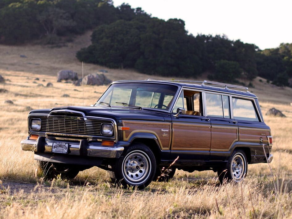 Jeep Wagoneer SJ Spezifikationen und Ausstattung - amsteuer.de