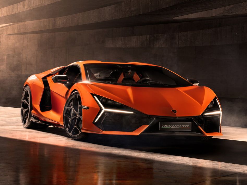 Lamborghini Revuelto Spezifikationen und Ausstattung - amsteuer.de