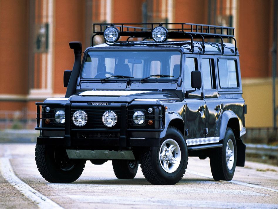 Land-Rover Defender Spezifikationen und Ausstattung - amsteuer.de