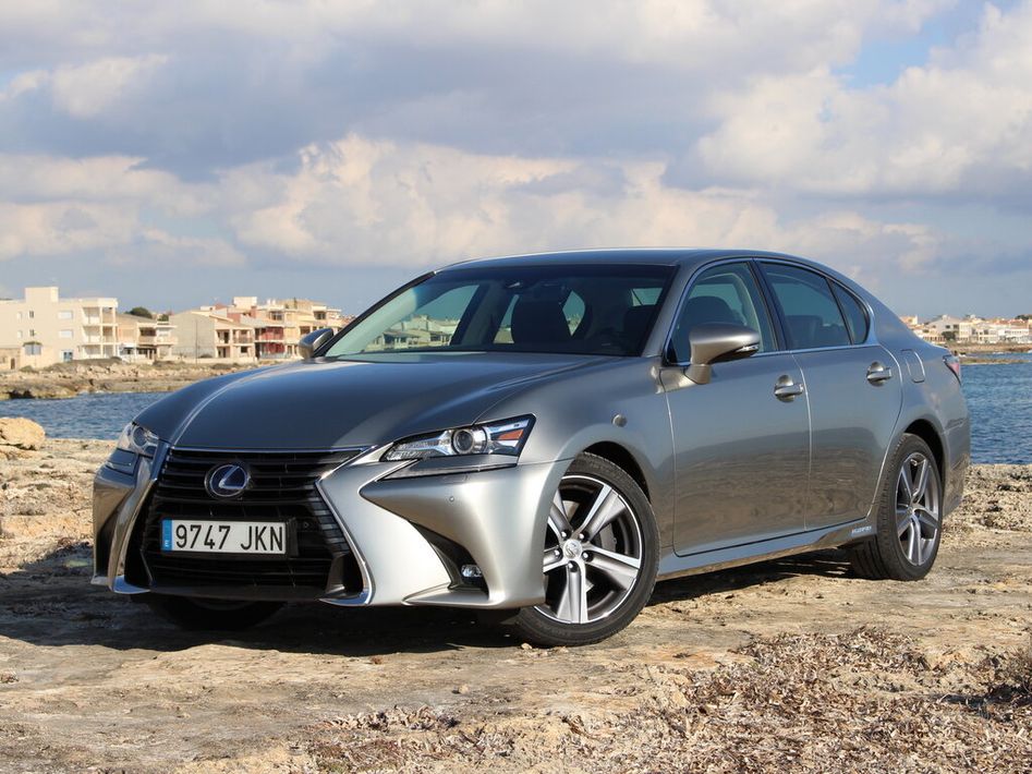 Lexus GS300h L10 Spezifikationen und Ausstattung - amsteuer.de