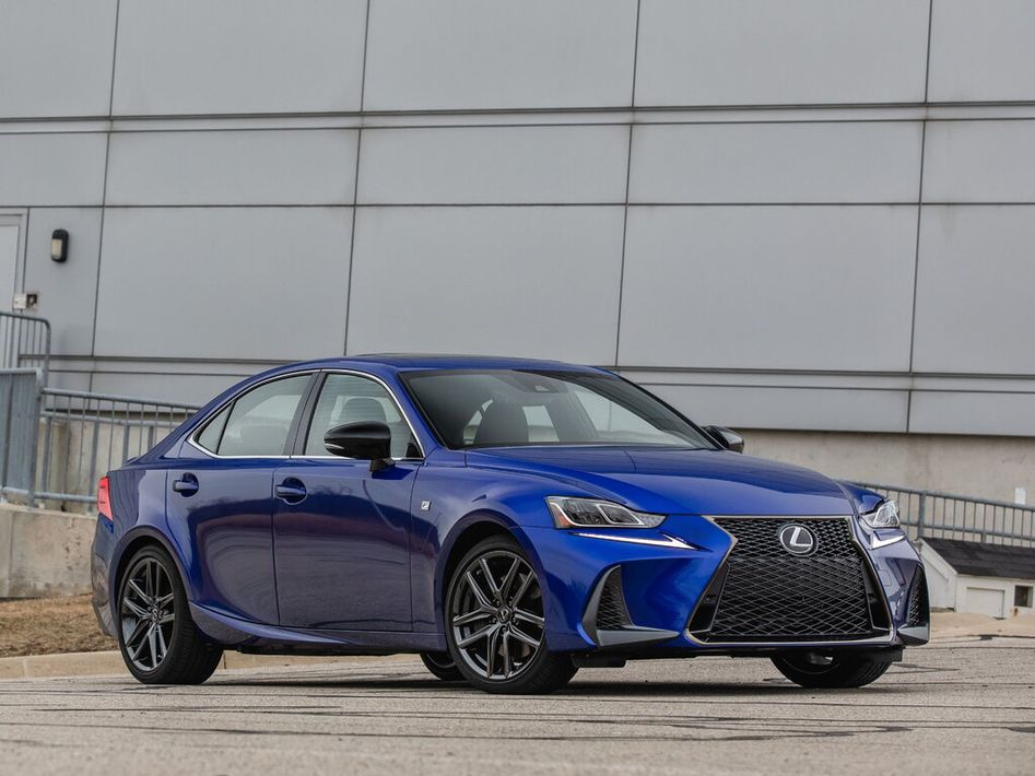 Lexus IS350 XE30 Spezifikationen und Ausstattung - amsteuer.de