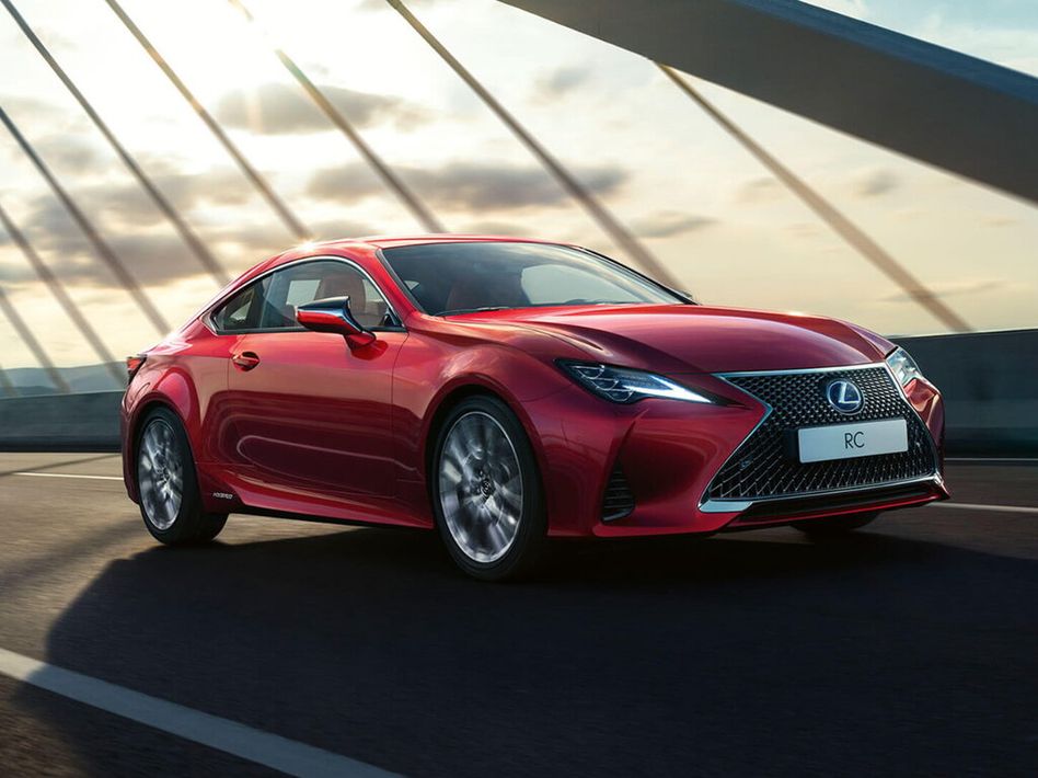 Lexus RC300h C10 Spezifikationen und Ausstattung - amsteuer.de