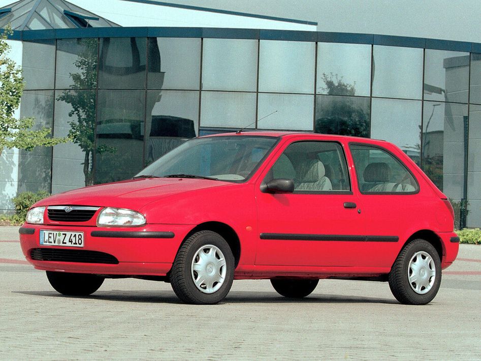 Mazda 121 Spezifikationen und Ausstattung - amsteuer.de