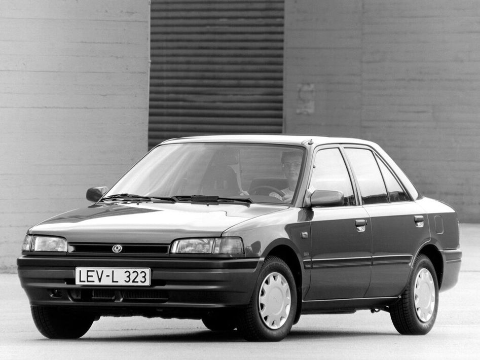 Mazda 323 Spezifikationen und Ausstattung - amsteuer.de