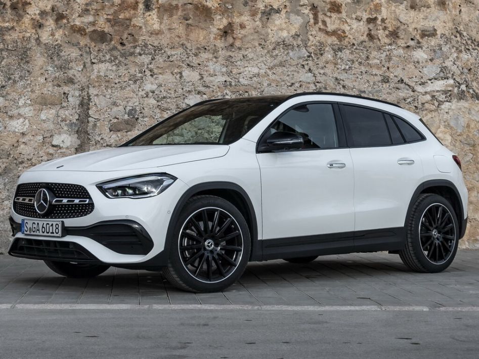 Mercedes-Benz GLA-Class X156 Spezifikationen und Ausstattung - amsteuer.de