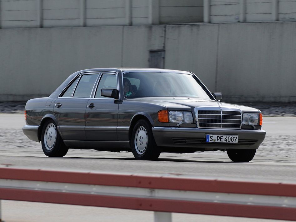 Mercedes-Benz S-Class W126 Spezifikationen und Ausstattung - amsteuer.de