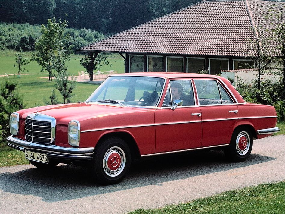 Mercedes-Benz W114 W114 Spezifikationen und Ausstattung - amsteuer.de