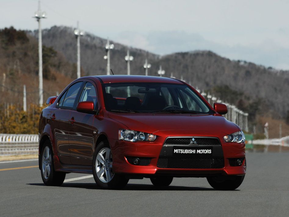 Mitsubishi Lancer CY Spezifikationen und Ausstattung - amsteuer.de