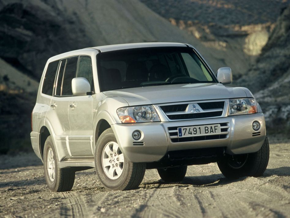 Mitsubishi Pajero V70 Spezifikationen und Ausstattung - amsteuer.de