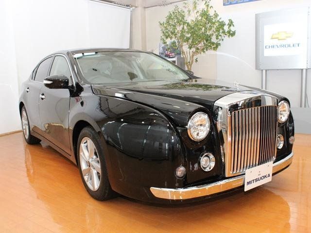 Mitsuoka Galue Spezifikationen und Ausstattung - amsteuer.de