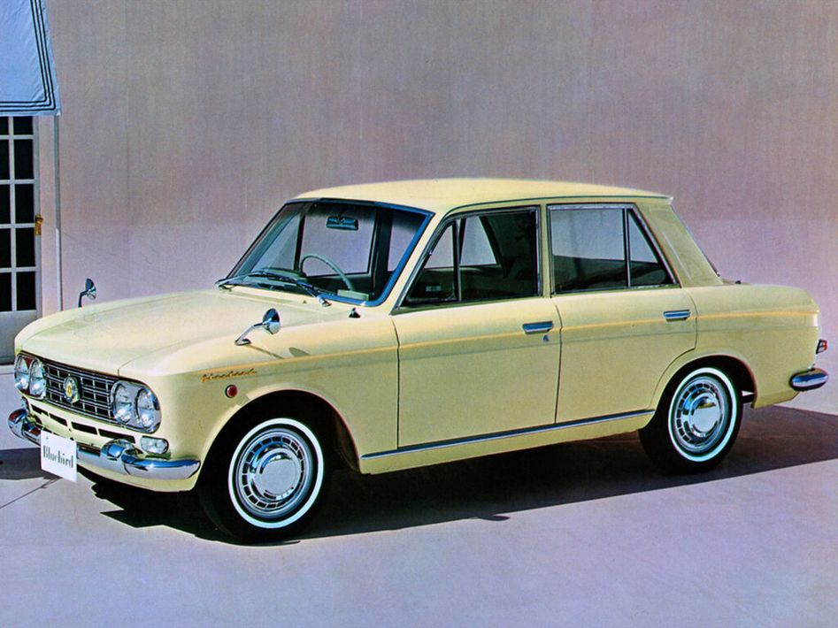 Nissan Bluebird 410 Spezifikationen und Ausstattung - amsteuer.de