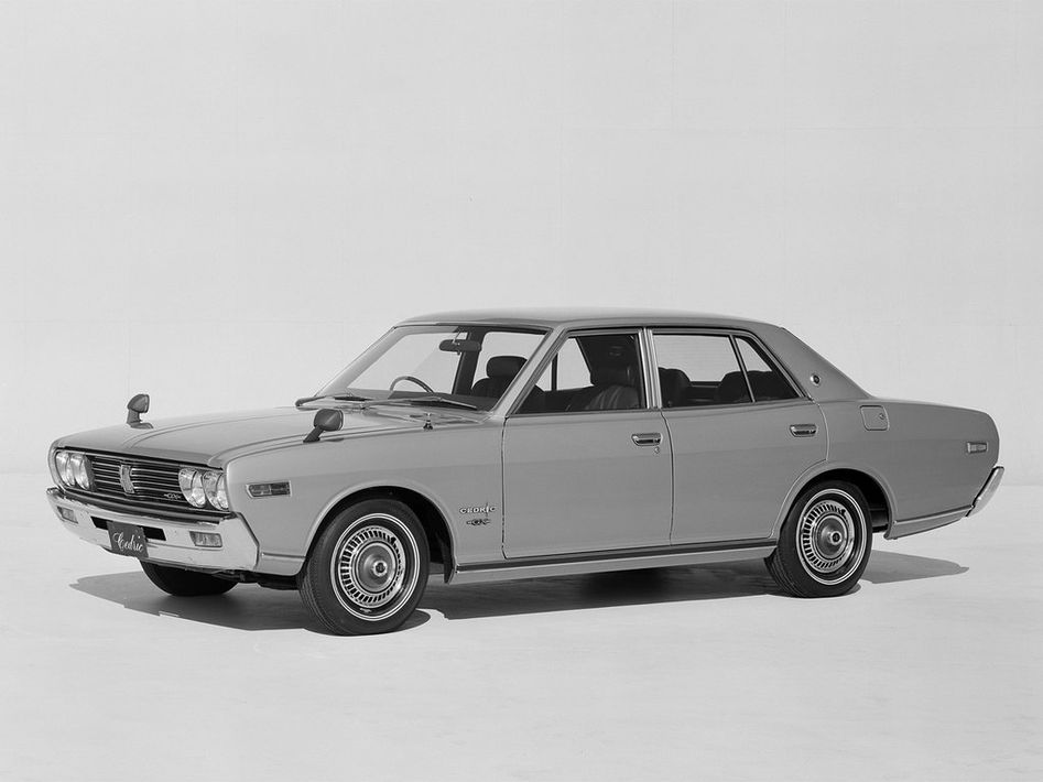 Nissan Cedric 230 Spezifikationen und Ausstattung - amsteuer.de