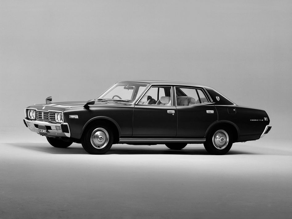 Nissan Cedric 330 Spezifikationen und Ausstattung - amsteuer.de