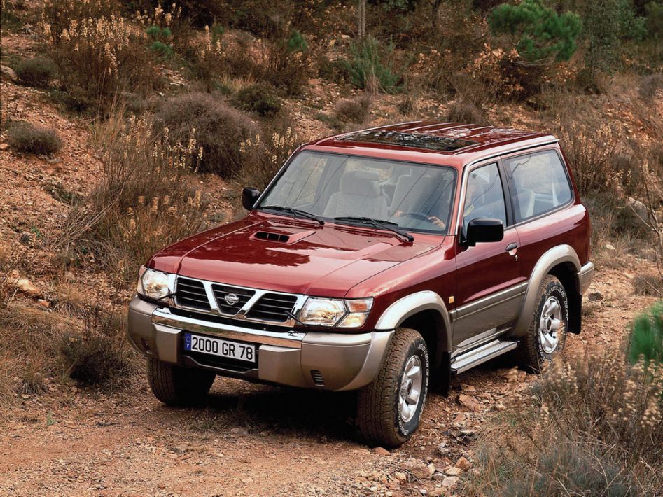 Nissan Patrol Y61 Spezifikationen und Ausstattung - amsteuer.de