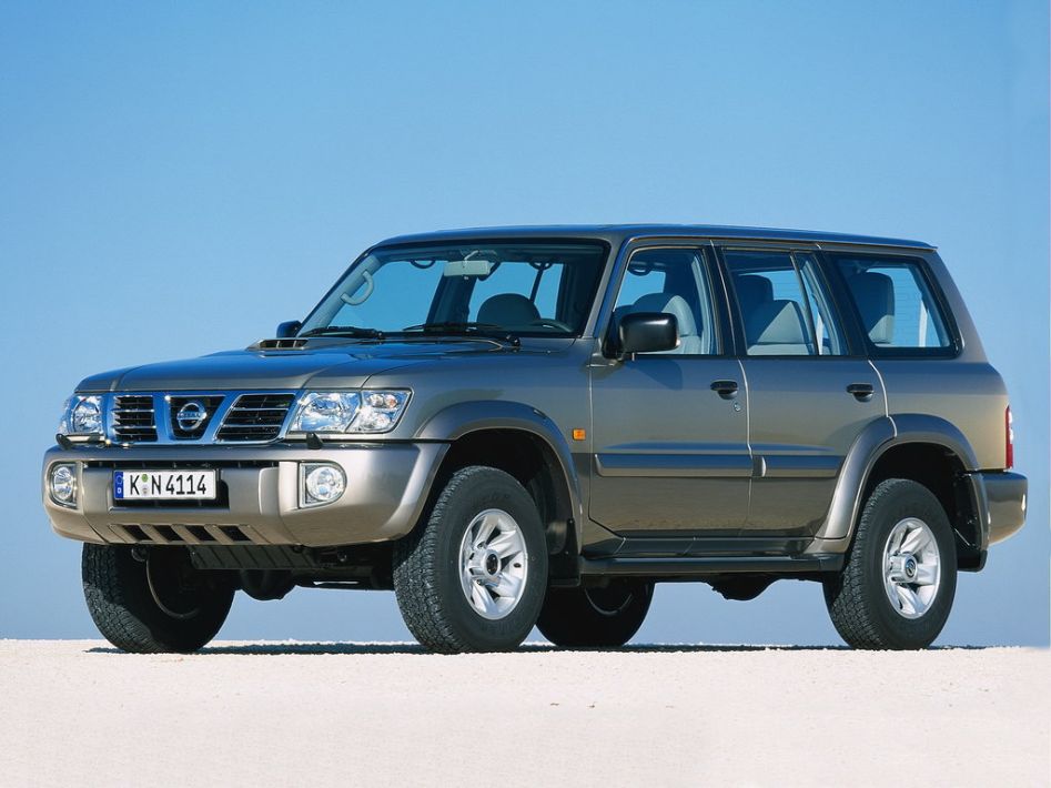 Nissan Patrol Y61 Spezifikationen und Ausstattung - amsteuer.de